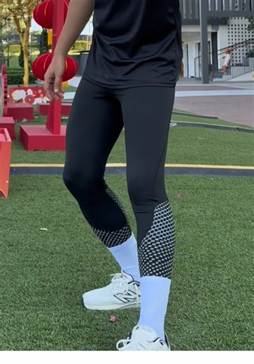 Legging Midnight Run: Comfort and Style in Motion