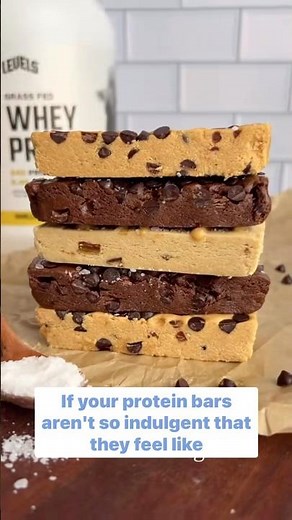 Healthy homemade protein bars! Gluten free, dairy free, refined sugar free protein dessert!