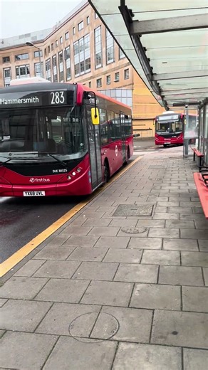 *Last week of operation* Route 283 at Hammersmith Bus Station