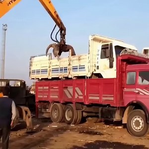 501K views · 1K reactions | Amazing Dangerous Biggest Excavator Heavy Equipment Construction Machines Destroys Everything Working | EzTech HD | Facebook