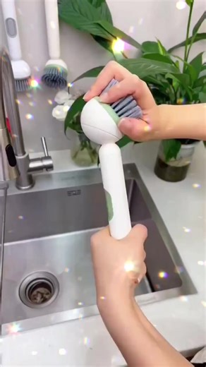 #goodthing #fouyou #fyp #dailyuse 【可调节可旋转可加液长柄锅刷，可刷锅可刷水壶，太方便了】
