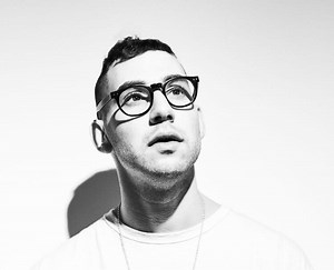 Bleachers estrena 'I Miss Those Days'