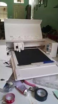 Cutting cardstock with the silhouette curio