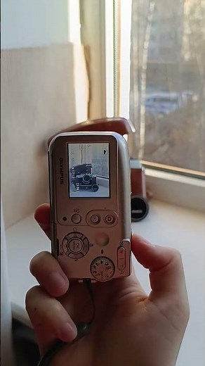 📀 Old internet cam — Olympus C-480 compact digital camera #Y2K #2000s #Digicam