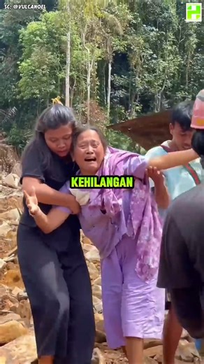 Momen Haru Seorang Ibu Saat Mendengar Kabar Anaknya Ditemukan