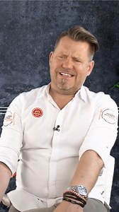 diese woche stehen köche rund um den 🚢 bodensee am Mein Lokal, Dein Lokal prüfstand. 👏 bei chris in ravensburg sind wir noch nicht sicher - wird’s 😎 rockig oder doch fein 🧐❓ die auflösung für dich um 17:55 uhr auf Kabel Eins #mikesuesser #meinlokaldeinlokal #mldlderprofikommt #bodensee #ravensburg #kabel1 #goodtimestv | Mike Süsser