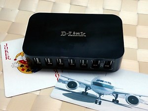 設 2 組快速充電接口 D-LINK DUB-H7 USB 集線器