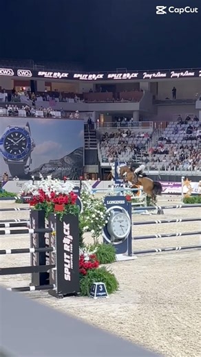 ATE DOWNNN💅 #fypシ゚viral #blowup #equestrian #horse #jumping @FEIWorldCupFinals2026FortWorth #cwd