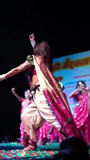 Java navin Popat Ha Lagla Mithu Mithu Bolayla Song l Gautami Patil Danka Dance#gautamipatil#ytshorts