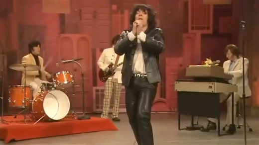 I grew up watching Reading Rainbow and would go to the library to check out the recommendations made by the kids. I loved LeVar Burton and I also loved the theme song. Check out the new #ReadingRainbow documentary on Netflix: https://www.netflix.com/title/81750412 | Jimmy Fallon