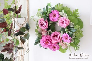 フラワーアレンジメントの基本～フラワー（生花）リースの作り方～ | Atelier Cheer
