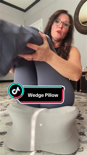 #bedroomupgrade #pillow #couples #tiktokshop #happywifehappylife @Arcova pillow