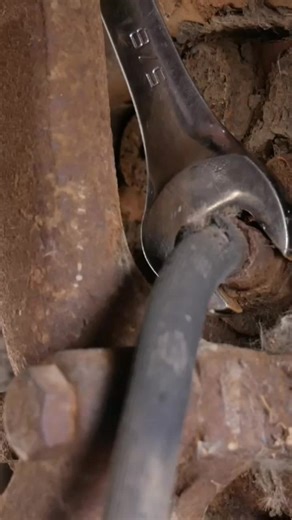 Restoring a 1973 AMC Javelin: A Full Restoration Guide