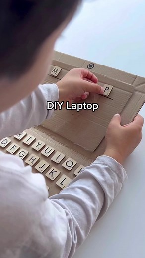 Make this DIY laptop and the kids will LOVE you! Perfect for writing practise and phonics, this fun little DIY will keep the kids busy for ages #cardboardcrafts #diyproject #learningresources #learningisfun #earlylearners #kidsactivities #smartkids #recycledart #kidscrafts #creativekids #homeschool #ecocraft #preschoolcraft #learningontiktok