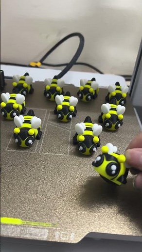 3D printing Nintendo Switch single Joy-Con grip // Bambu Lab A1 mini3D printed single Joy-Video Toys