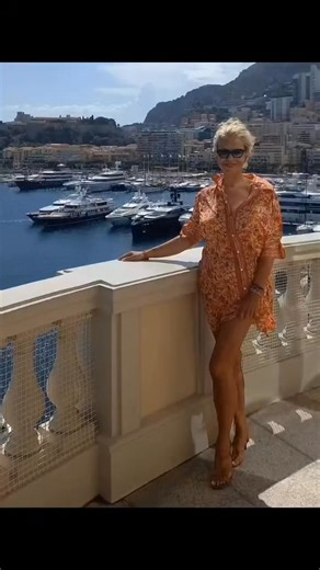 1.9K views · 197 reactions | Plus d'informations sur un tableau....en message privé/More informations for one painting ....in private message Site professionnel/Website  art-gallery-moons.com/galerie Pm Artiste (Petra Moons) #pmartiste #peintre #follower @à la une #commandeenligne #art | Pm Artiste | Facebook