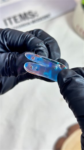 94K views · 828 reactions | 曆 Turn acrylic sheets into floating magic with xTool P2 – bonus: hide secret messages under wings!  Grab your free butterfly template → https://social.xtool.com/40ezUyZ #xtool #xtoolmade #xtoolsmallbusiness #laserengraving #lasercutting #xtoolp2 | xTool | Facebook