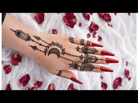 Ramzan Mubarak🌙💫 Mehndi Design 🌙 Easy Crescent Moon Henna Art#viral #shorts#ramzan#eid#ramadan#hena