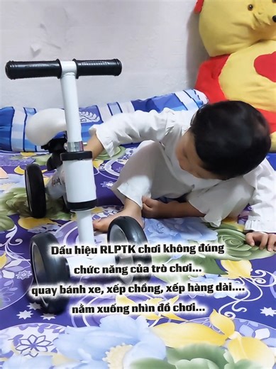 Biểu hiện rối loạn phổ tự kỷ ở trẻ nhỏ