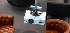 iPad mit Beamer verbinden: Über HDMI & kabellos (Anleitung)