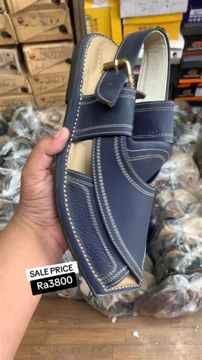 Order Kay Lia Whatsapp Per Contact Kray #handmadeshoes #leathershoes #menshoes #shoes #pashwarichapal #zalmichappal #chapal #kaptanchapal