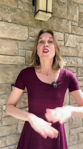 Spelling and Pronunciation DON'T Match! | English Status 2.0