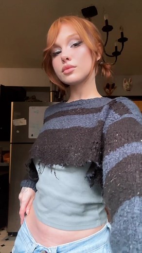 Gwen_Stark (@gwenfaerie)’s videos with Super Freaky Girl - Nicki Minaj