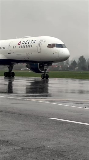 Delta Boeing 757: A Journey in Aviation