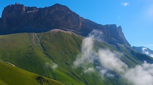 Where Clouds Touch the Hills
