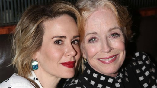 Sarah Paulson's girlfriend actually slid into her DMs to ask for a date