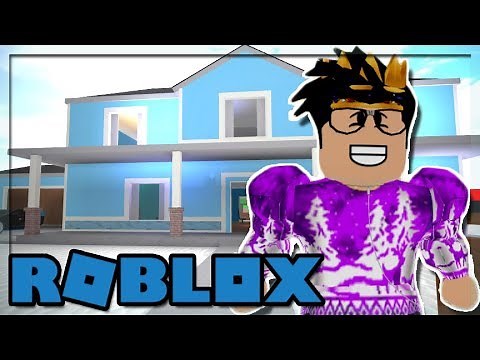 REVISITING MY OLD TOWN IN ROBLOX! (RoCitizens)