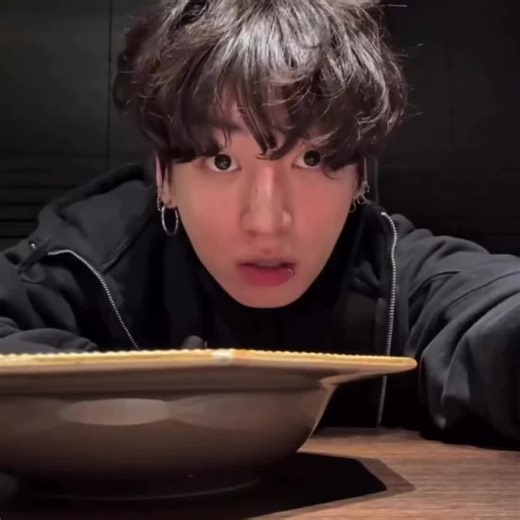 Cooking session with thee Jeon Jung Kook 🤭