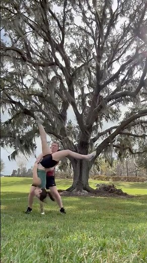 TRY THIS PARTNER STUNT Acrobat Gymnast Training Frontflip Dancer Tricking Cirque Du Soleil Stunt