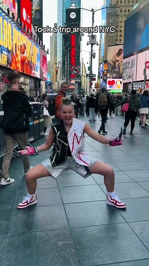 Good Morning NYC Dance by Jojo Siwa