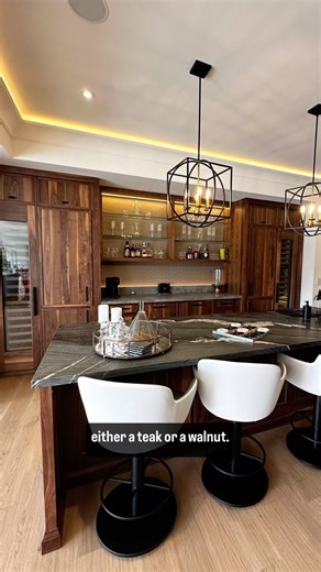 Wednesday Tips: Using Walnut In Your Home 🏡 Looking for a timeless look for your home? Consider choosing Walnut! This type of softer wood is extremely gorgeous and perfect for admirers of the Mid-Century Modern look. Not sure about committing to cabinets? Choose walnut for your floors, add it to your kitchen as an accent or in your furniture. Would you consider adding Walnut in your home? Let us know in the comments ⬇️ Maple wood cabinetry tips coming next week, stay tuned! • • • #homereno #des