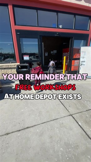 Free Kids workshops every 1st Saturday of the month. Register online at their website #homedepotworkshopforkids #thingstodowithkids #soloparenting #solomom