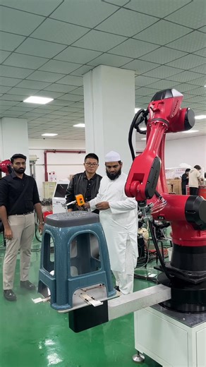 8.4K views · 15 reactions | #Weldingrobot. #robot #robotics #welding #weldingrobot #industrialrobot | industrialrobot-Coco | Facebook