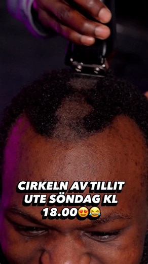 @juiceboxswe on Instagram: "CIRKELN AV TILLIT UTE IMORGON SÖNDAG 18.00⚠️😍 Cirkeln av tillit är tillbaka på kanalen och denna gång spelar era favoriter från kanalen i en hetsig tillställning med många roliga utmaningar😂👀 Detta vill ni inte missa ni ser fram emot videon! Njut av trailern så ses vi på söndag. Stort tack till alla som medverkade🌟❤️ @nicholaswallners @nicolaiheino @danilooshow_ @mubbztv @dedido.officiell @sebbe_starborn"