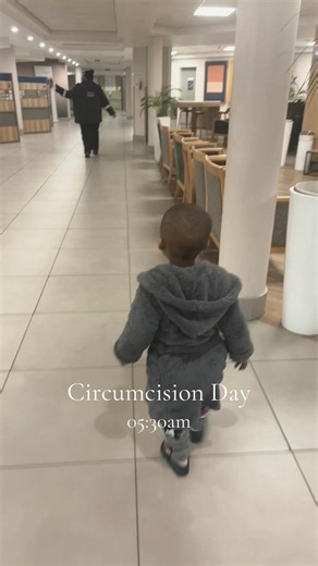 My brave 2year old❤️ No one ever prepared me for the actual day where I have to dress the wound😭🤚🏼 nightmare . Medi Clinic at Vereeniging by Dr T Rademan (016) 422-0170 ❤️ #circumcision #toddlermom #boymom