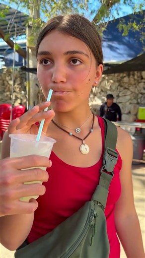 Trying Colombian Lemonade on the Street