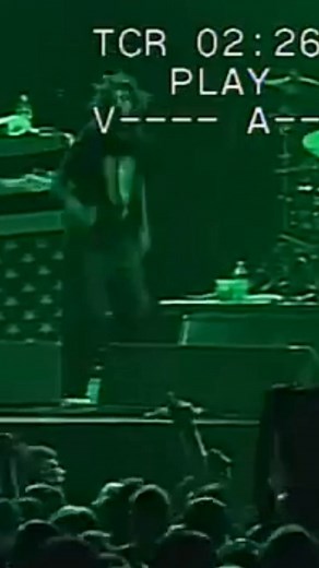 76K views · 5.1K reactions | Bullet In The Head - Rage Against The Machine live Aragon Ballroom 1996 #rageagainstthemachine #rageagainstthemachinebr #ratm #aragonballroom | Rage Against The Machine Brasil | Facebook
