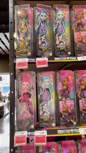 Monster High en 230 pesos 🤯#monster #monsterhigh #muñecas #doll #juguetes #toys #barbie #barbiedoll