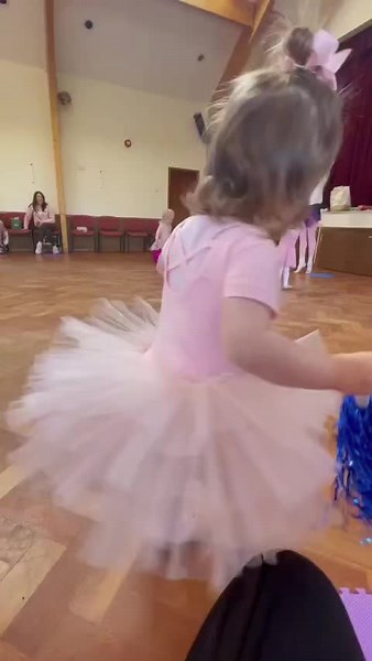 Ballerina Arabella: Joy in Every Dance Class