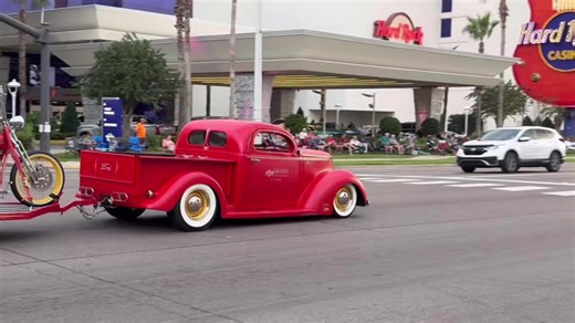 757K views · 10K reactions | Slammed Trucks at Cruisin The Coast #sickslammedtrucks | SICK Slammed Trucks | Facebook