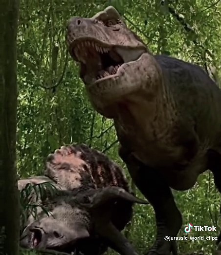 Jurassic World Velociraptor Show