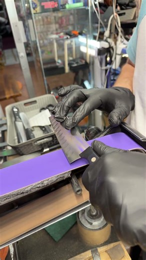 Sharpening made in China ￼￼￼knife ￼