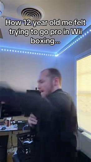 How 12 Year Old Me Felt Trying To Go Pro in Wii Boxing… #shorts