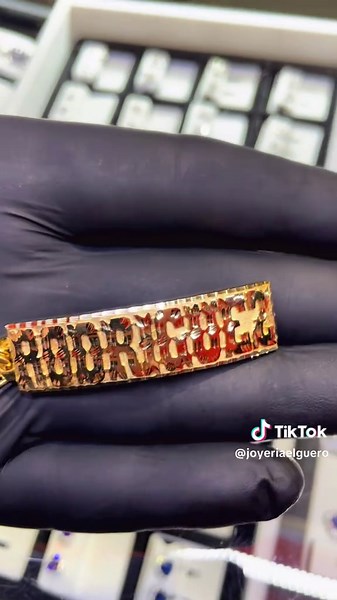 Custom Made Jewelry Designs in Houston