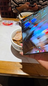 1.8K views · 41K reactions | Samsung#FoldingScreen#Fold6 | Trendy Tech Review | Facebook