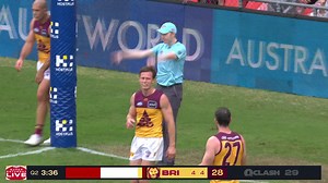 26K views · 189 reactions | Noah Anderson with TWO massive goals in 30 SECONDS ‍ | AFL | Facebook